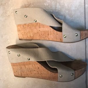 Lucky brand wedge platform sandals